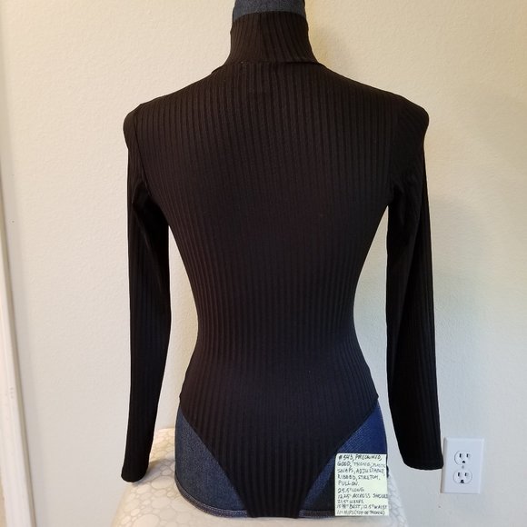 543 Preowned Nordstrom Intimates XS Black Bodysuit - Picture 4 of 13